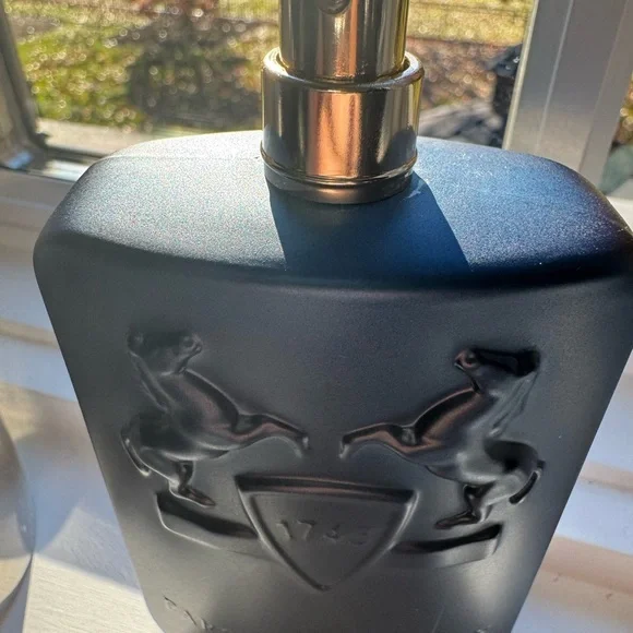 Parfums de Marly Layton Eau de Parfum - Picture 3 of 6